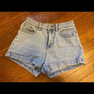 pacsun light blue mom jean shorts